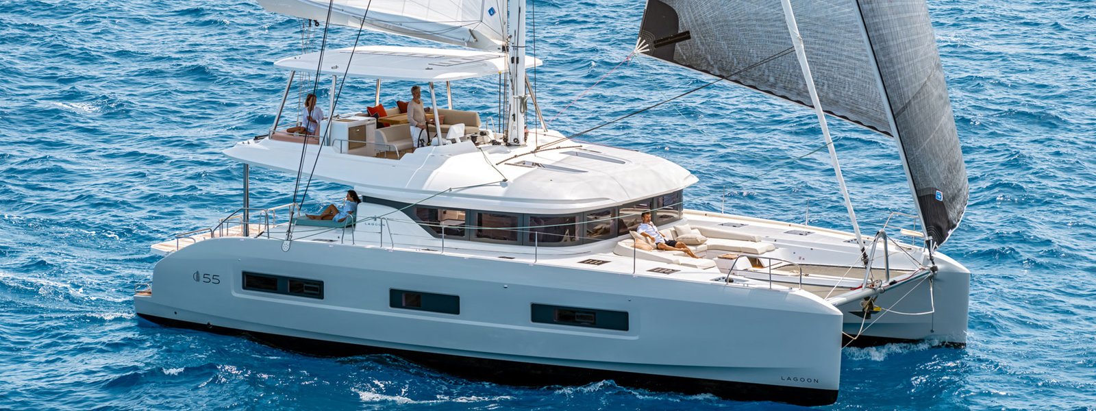 L55_exterior_1920x720_2
