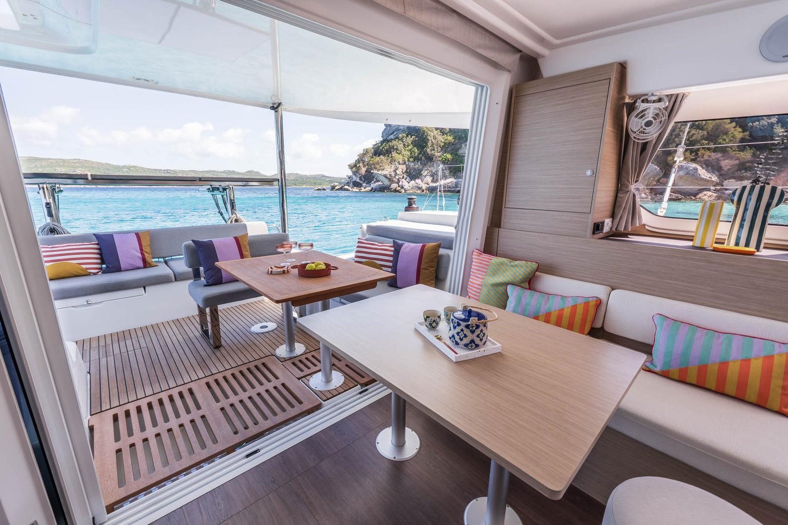 LAGOON-38_IMAGE_INTERIOR-14