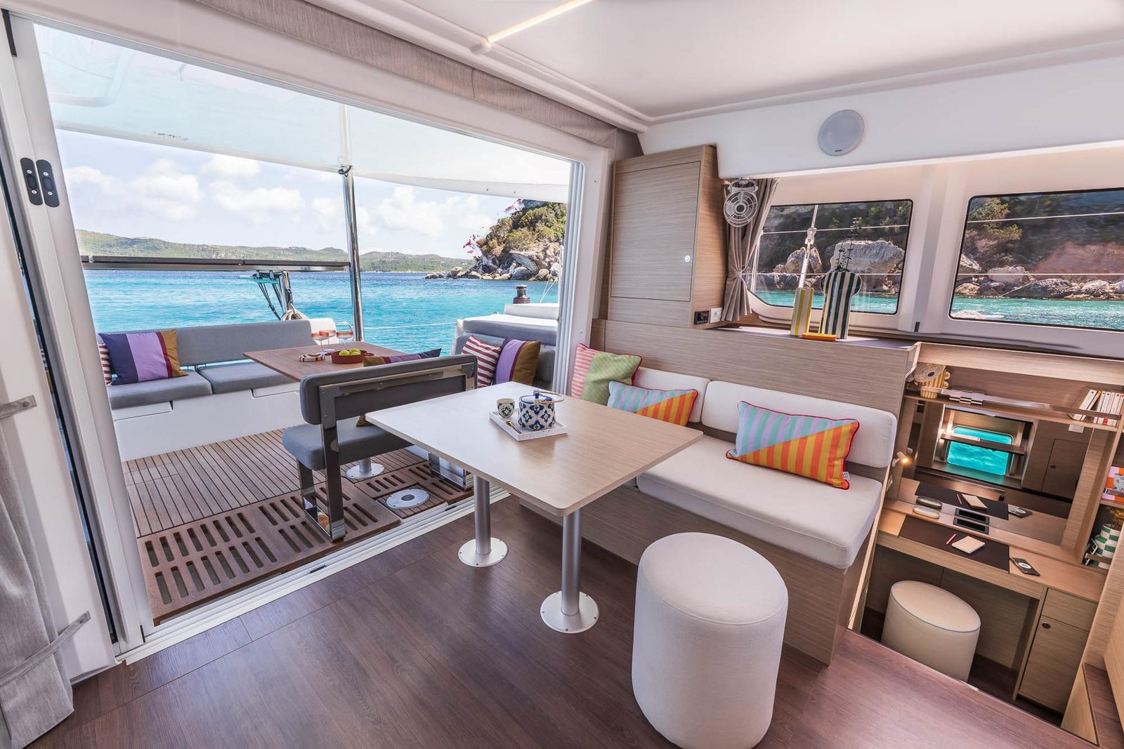 LAGOON-38_IMAGE_INTERIOR-15