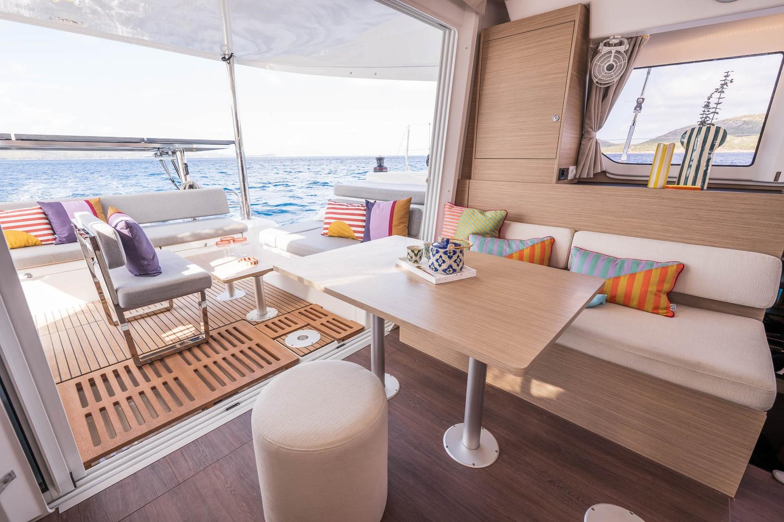 LAGOON-38_IMAGE_INTERIOR-7