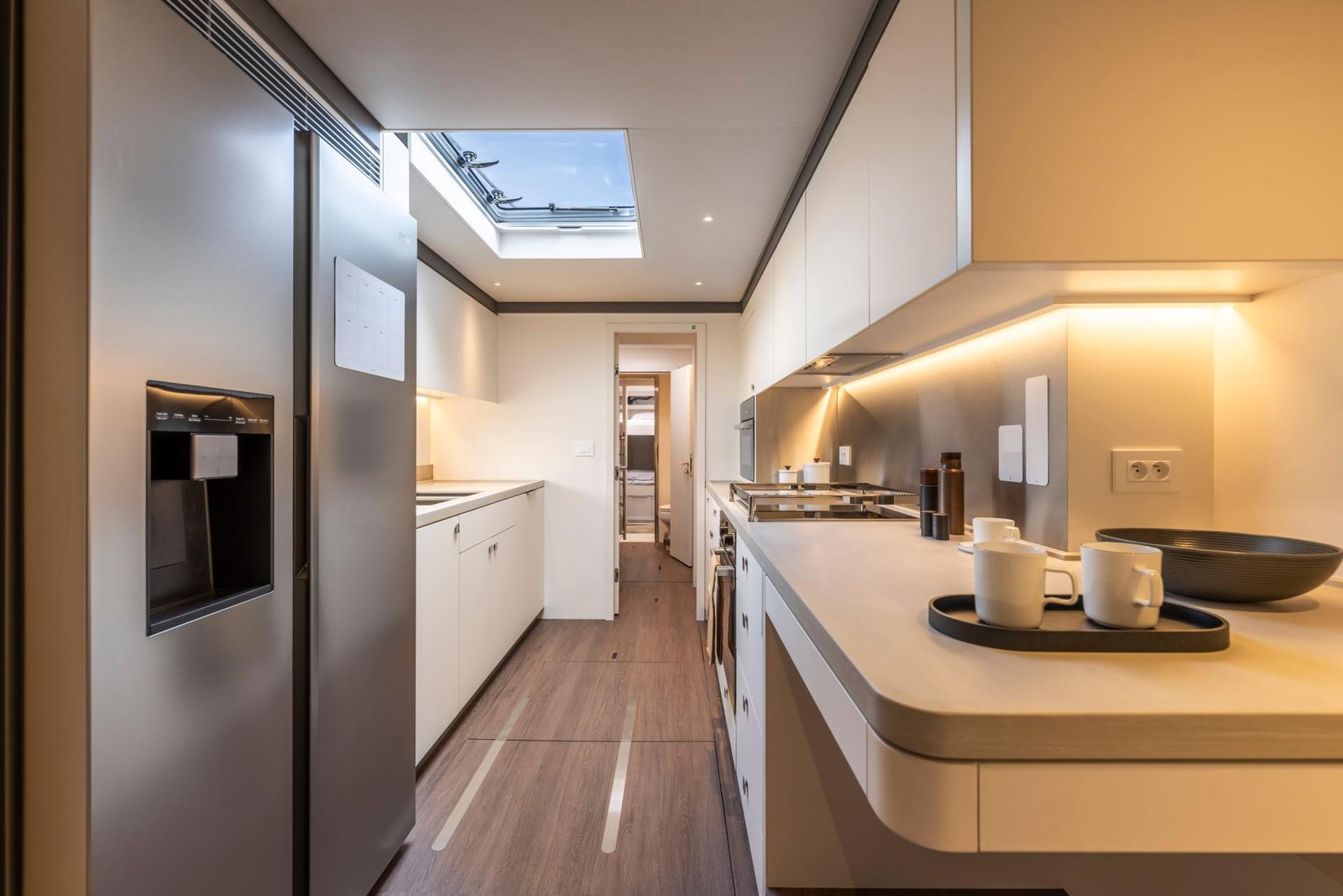 LAGOONN_EIGHTY3_INTERIOR-6